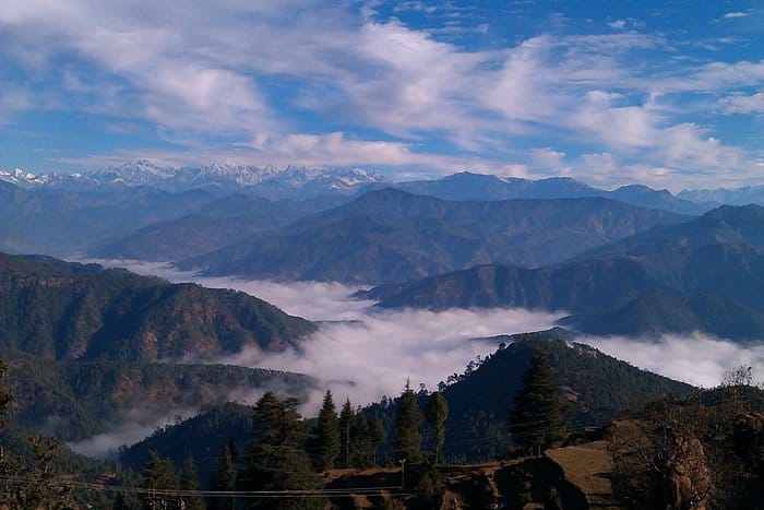 Gangoli Ghat is a captivating Himalayan hill town in Pithoragarh